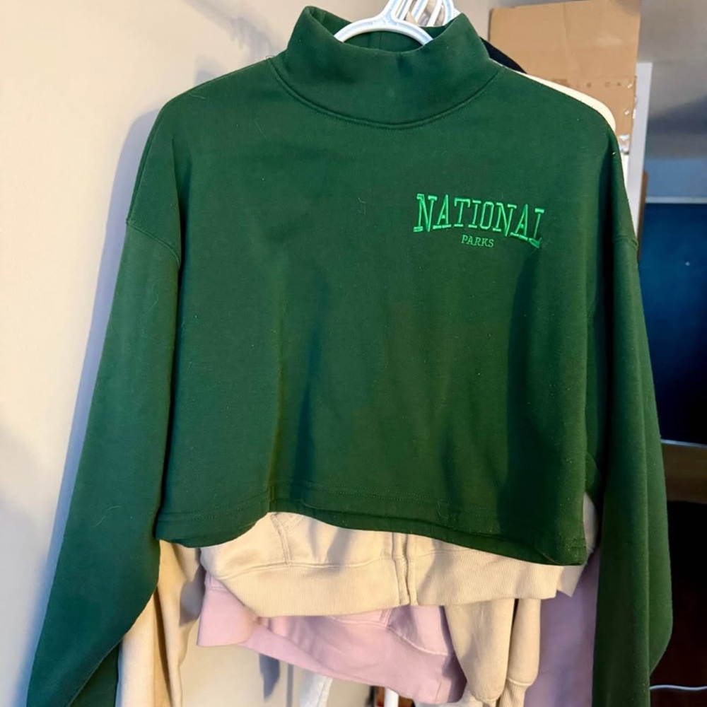 Ardene Dark Green Cropped Turtleneck Sweater M